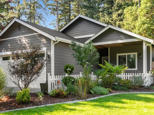 1912 LAKE Drive SW, Lakebay, WA 98349