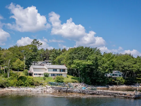 77 Barters Point Road, Saint George, ME 04860