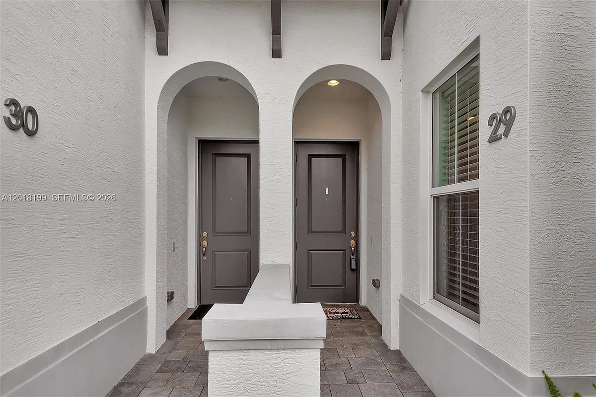 Building Photo - 22954 Clear Echo Dr #29