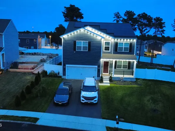 6 Foremast Avenue, Barnegat, NJ 08005
