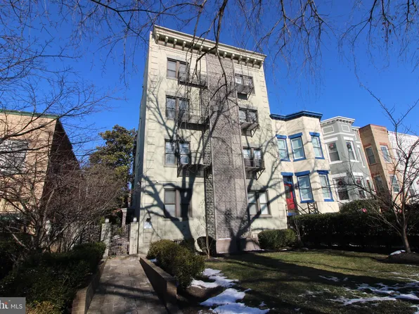 116 N North Carolina Ave SE #404, Washington, DC 20003