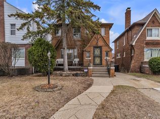18944 Santa Barbara Dr, Detroit, MI 48221
