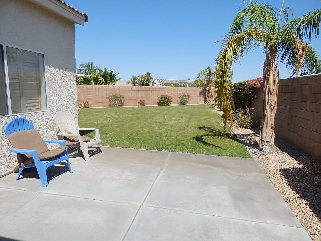 2nd image of 27669 Solano Pl
