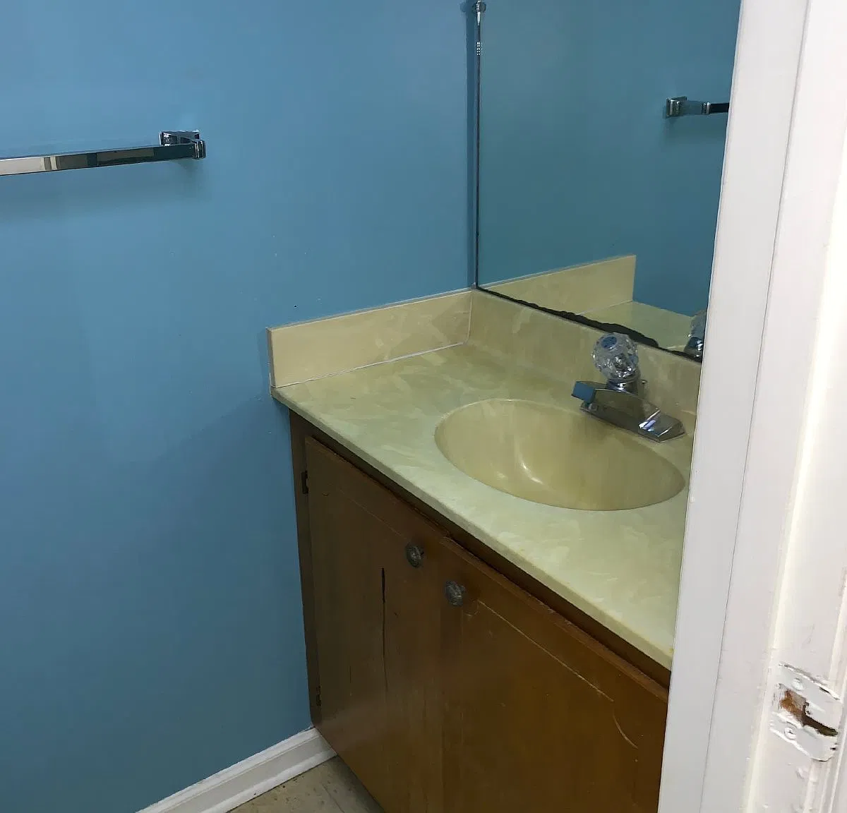 2 bed, 1.5 bath, 1156 sqft, $1,000 — Photo 4