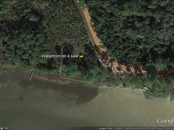 108 ft dockable waterfront