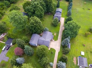 2237 Haines Rd, Madison, OH 44057