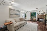 River Walk Rd-S0907-013.jpg