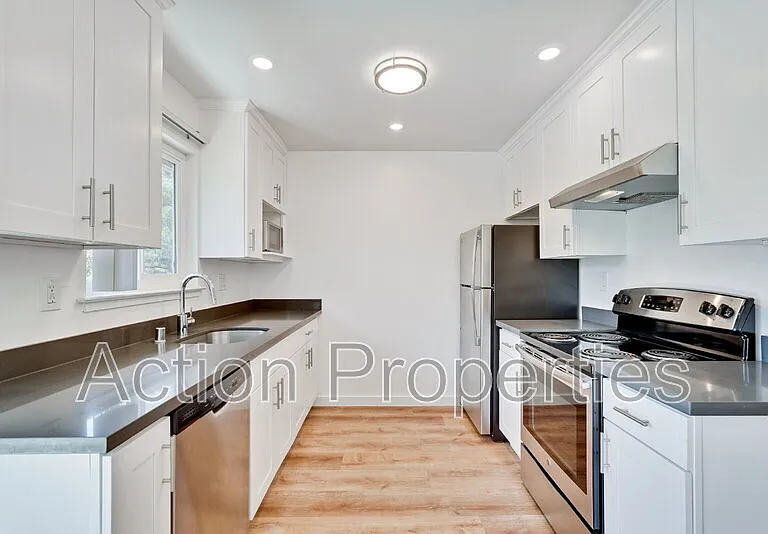 2186 Carlmont Dr #6 — Photo 8