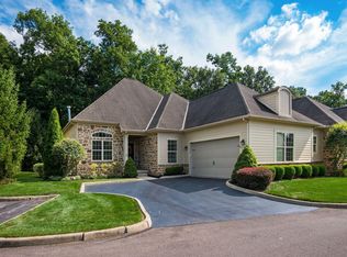 423 Slate Crossing Dr, Delaware, OH 43015
