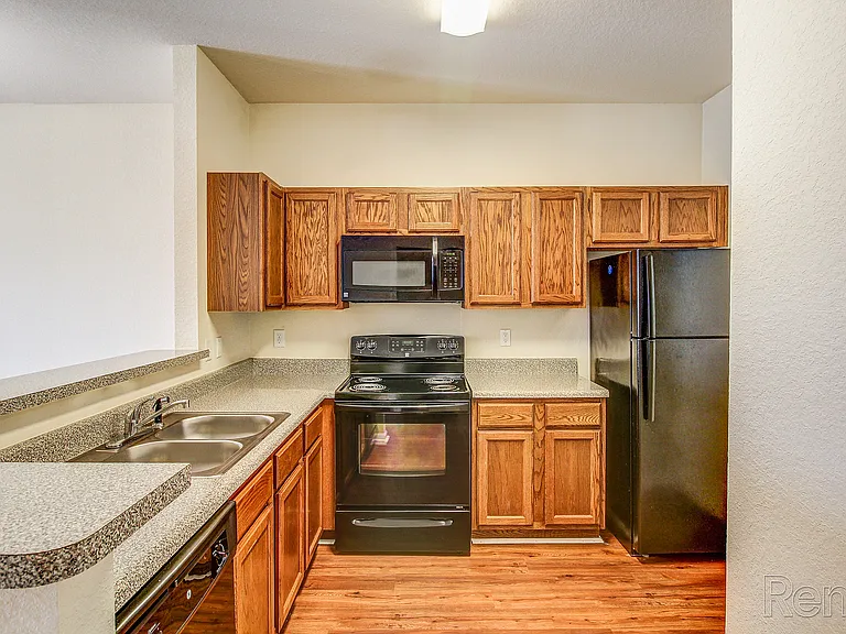 Knob Ridge Apartments — Photo 13