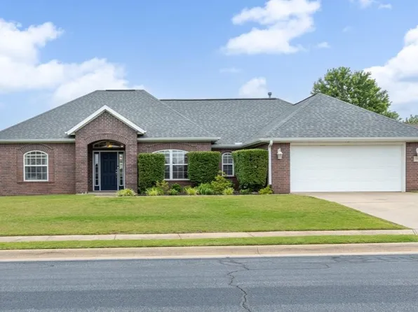 805 Irelan St, Lowell, AR 72745