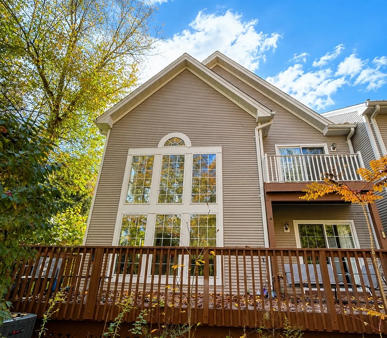 3 bed, 2.5 bath, 2154 sqft, $5,700 — Photo 3