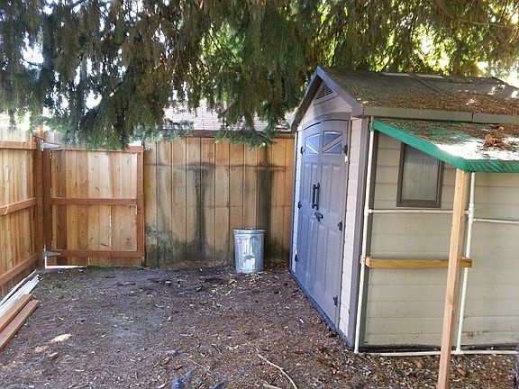 3rd image of 568 E Millcreek Way