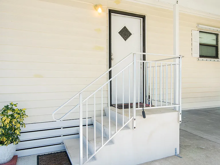 14 Jacaranda Ln — Photo 3