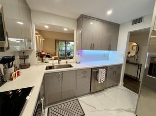 Horizons Condo, Miami, FL 33173