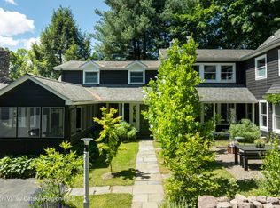 147 Smith Clove Rd, Central Valley, NY 10917