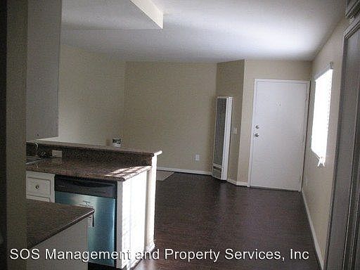 2nd image of 4638 Kensington Dr