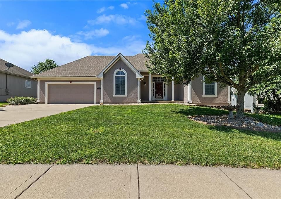 1st image of 2113 Bradford Pl