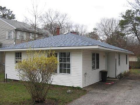 1st image of 76 Judith Dr