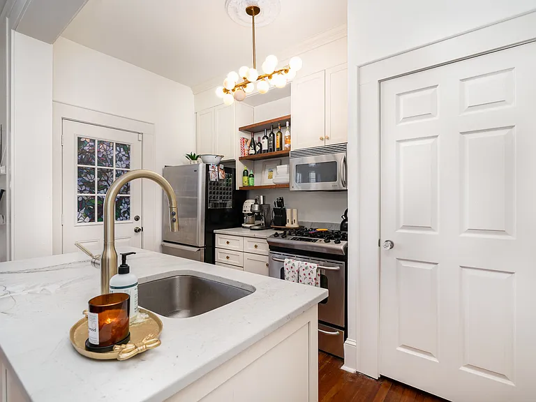 2137 Dartmouth Pl #C1 — Photo 8
