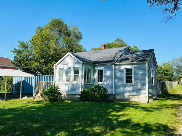 7331 Grand Blvd, Hobart, IN 46342