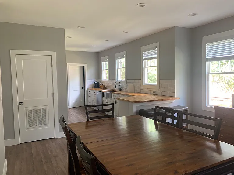 2583 Park St — Photo 13
