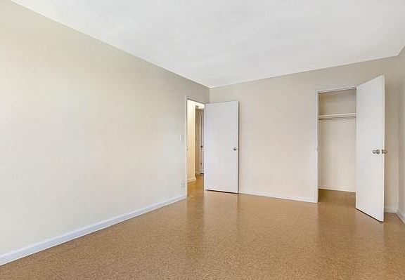 3rd image of 9608 57th Ave #10S