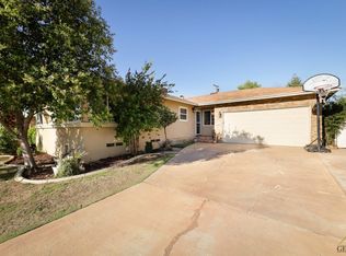 3023 Nelson St, Bakersfield, CA 93305