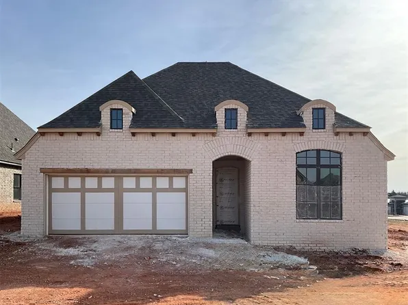 15504 Bergman Cir, Edmond, OK 73013