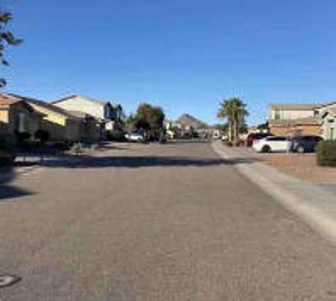Exterior Neighborhood (street photo)