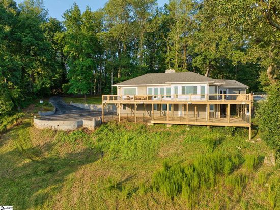 967 Altamont Rd, Greenville, SC 29609