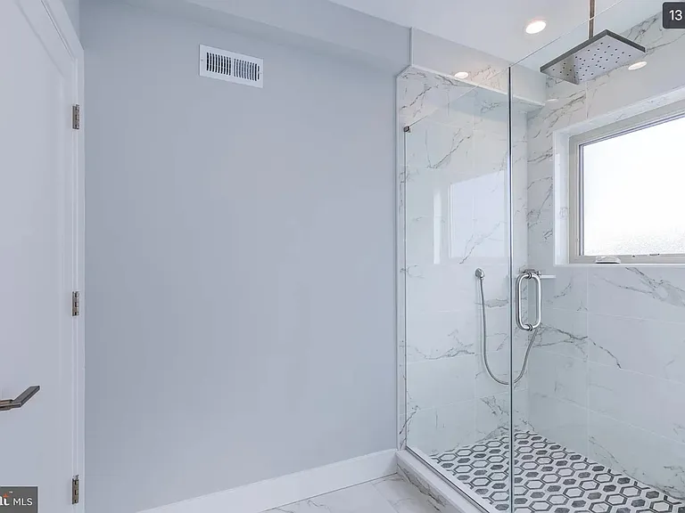 2222 E Albert St — Photo 26