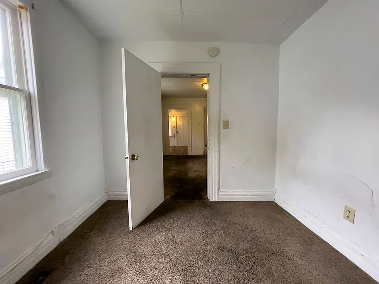 912 S Penn St — Photo 11
