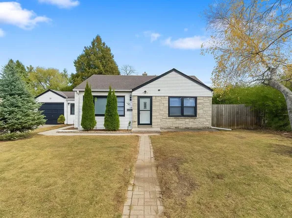 8002 West Fond Du Lac AVENUE, Milwaukee, WI 53218