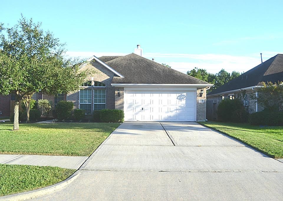 1st image of 5318 Chase Wood Dr