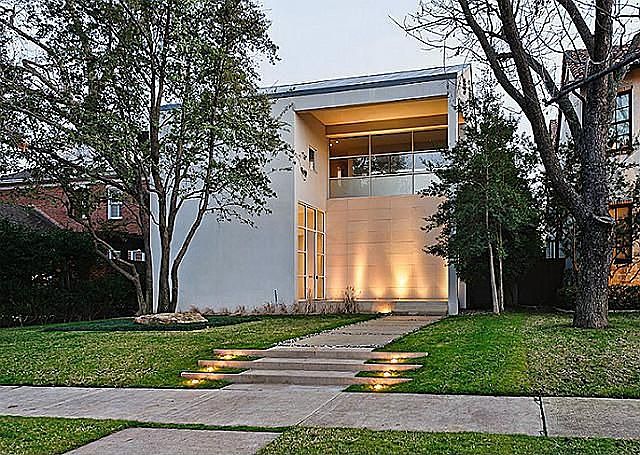 1st image of 3215 Princeton Ave