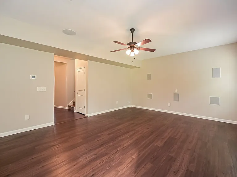 4004 Alicia Ln — Photo 6