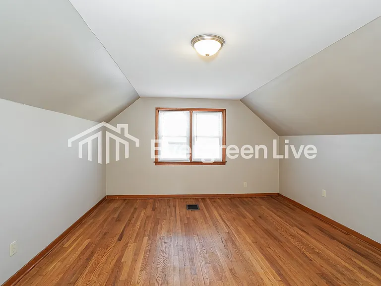 4344 N 52nd St — Photo 7