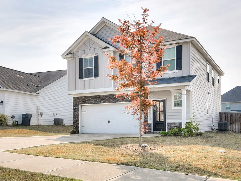 716 Navan Ln — Photo 3