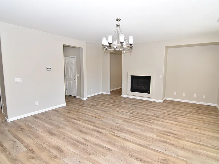 6773 Kiskadee Dr — Photo 9