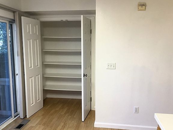 5th image of 100-148 Pleasant Hill Rd #108