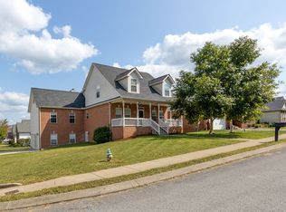 1236 Chapmans Retreat Dr, Spring Hill, TN 37174