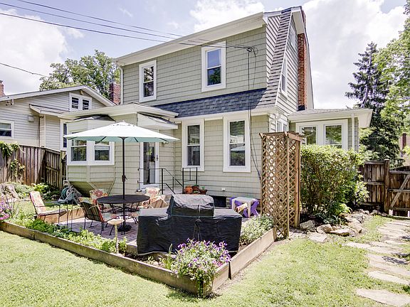 5th image of 1308 Midvale Avenue