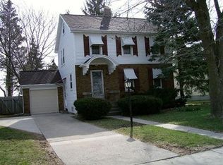 411 S Grove St, Waupun, WI 53963