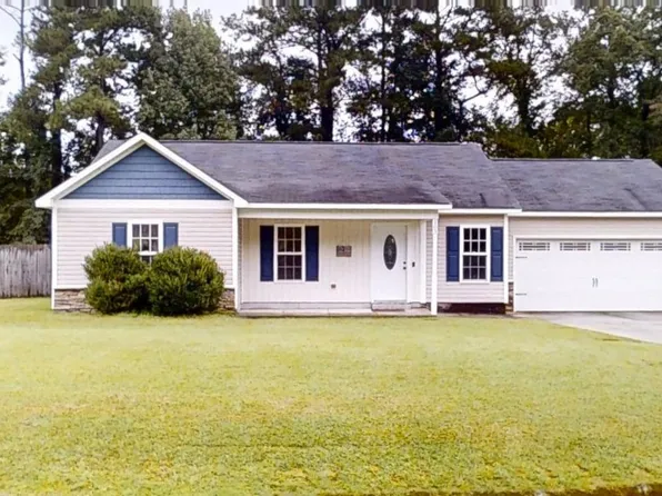 103 Hawsboro Court, Jacksonville, NC 28540