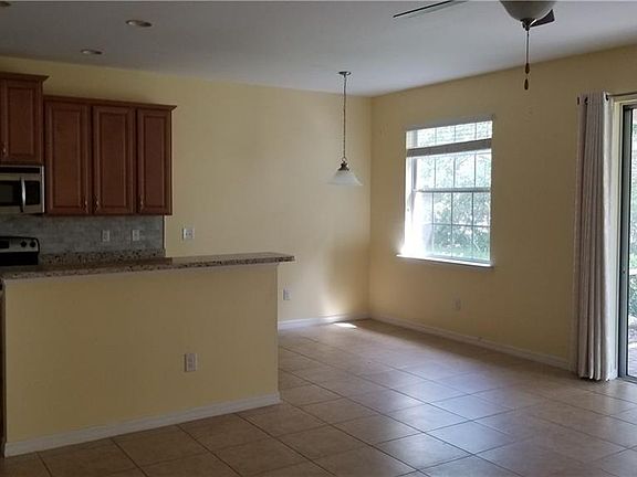 5th image of 9143 Coachman Dr
