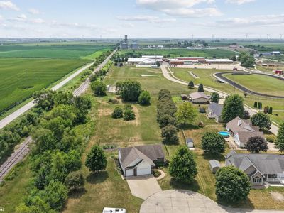 304 E Oak Cir, New Sharon, IA, 50207