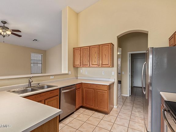 3rd image of 4806 E THUNDERBIRD Drive