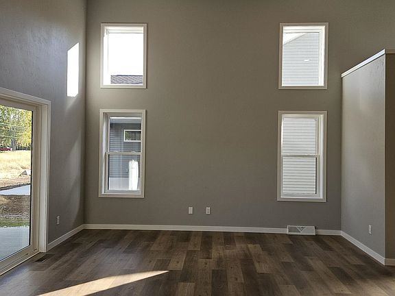 5th image of 3711 Newcastle Dr Unit 35