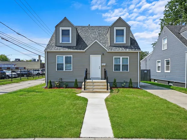 7844 S Trumbull Ave, Chicago, IL 60652